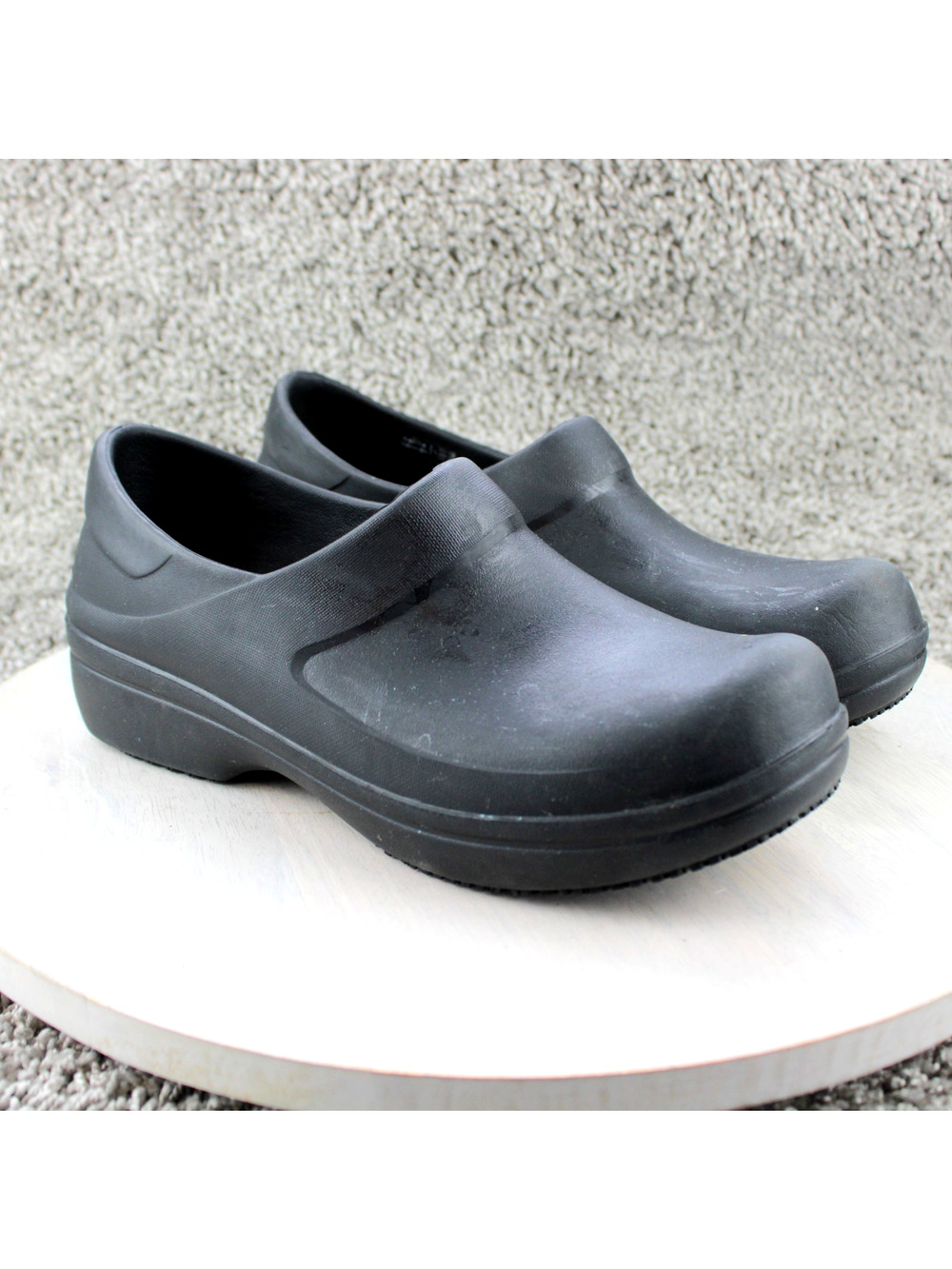 Crocs Neria Pro II Clog Womens 11 Black Slip Resistant Work Shoes